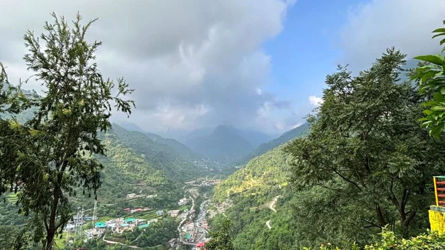 Sahastradhara, Dehradun Was a Beautiful Family Outing That Still Feels Incomplete in the Best Way